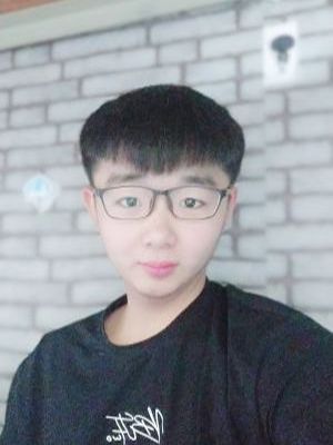 杨薪鹏